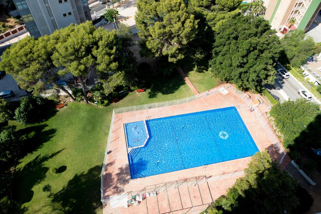 شقة Moonkey - Apto Paris Con Piscina Y Parking بينايدورم المظهر الخارجي الصورة